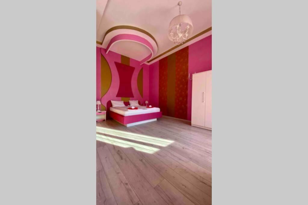 Budoir Royal Apartment Nagyvárad Kültér fotó